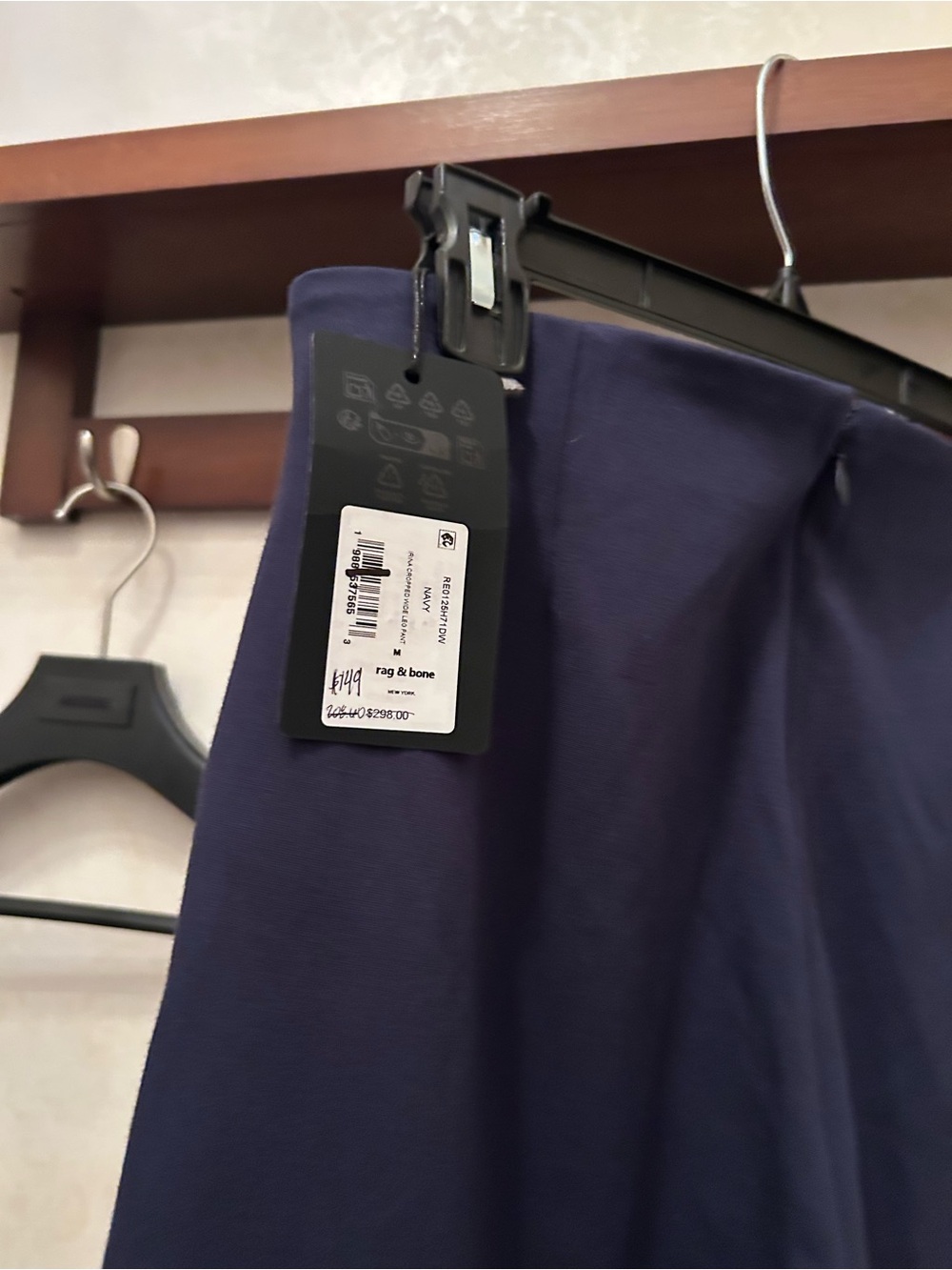 Classic and comfy! Rag & Bone irona Ponte cropped wide leg pants in navy size m - Picture 5 of 6